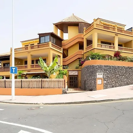 Eden Elite Palace Apartment *