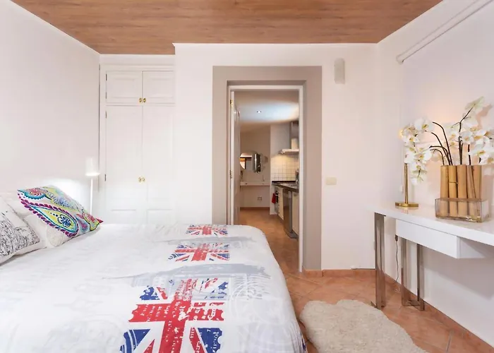 Eden Elite Palace Apartment *